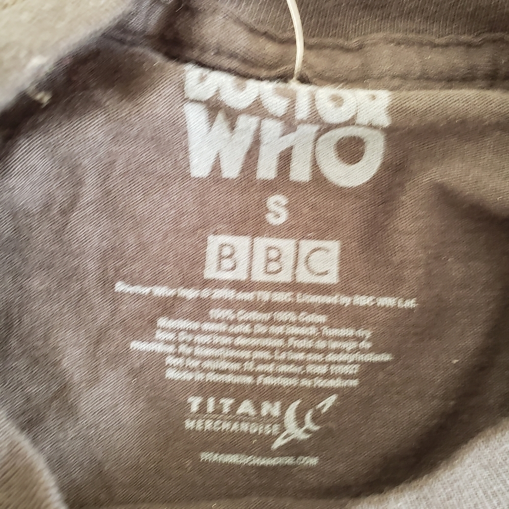 Hot Topic Doctor Who Villian Line Up Tee Short Sleeve NWT Size Small - Picture 4 of 5